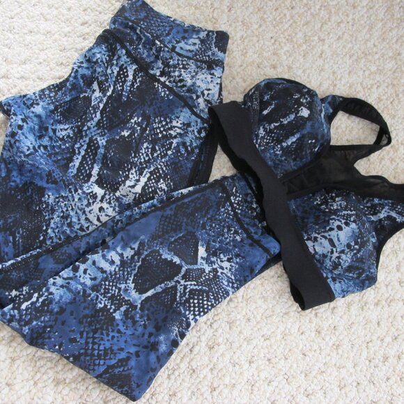 Human Performance Engineering Legging and Bra Set - Picture 3 of 13